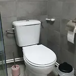 Gazde/Camere de închiriat Casa Fely